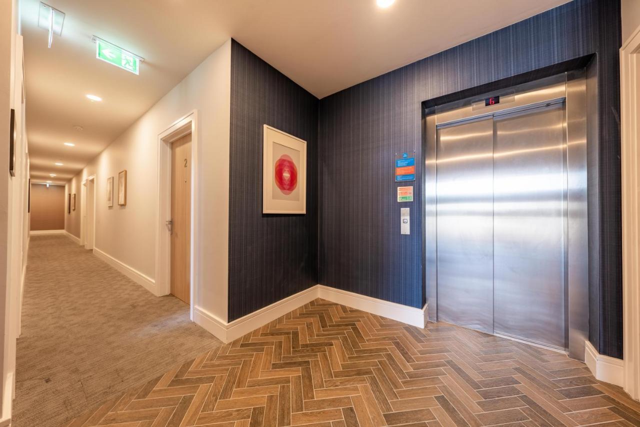 Cozy Apartments - Free Wifi And Parking Onsite Feltham Extérieur photo